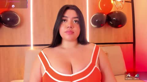 ashlyn online show from October 2025 08:32:01 PM