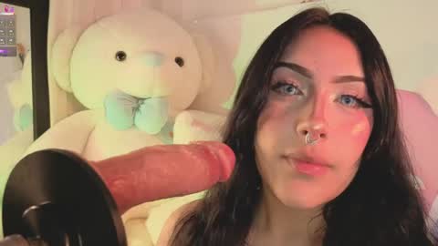 Snapshot of ashlynnlowe_ chatting on May 2026 10:36:02 PM Ash online show from May 2026 10:36:02 PM