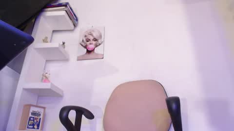 Snapshot of ashlyvesneva chatting on February 2025 09:57:01 PM  Ashly online show from February 2025 09:57:01 PM