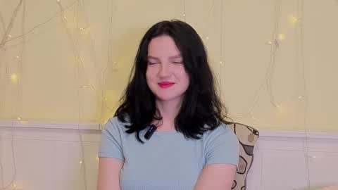 Snapshot of ashlyvincente chatting on November 2025 07:49:01 AM Kristine online show from November 2025 07:49:01 AM