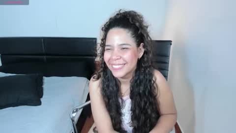 ashlyviper77 online show from January 2026 05:20:01 AM