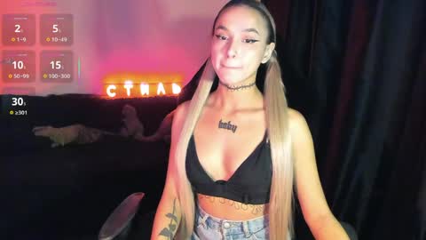 Mila online show from April 2026 04:52:01 AM