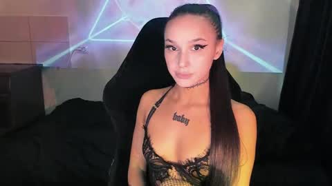 Snapshot of ashmila chatting on June 2026 05:35:02 AM Mila online show from June 2026 05:35:02 AM