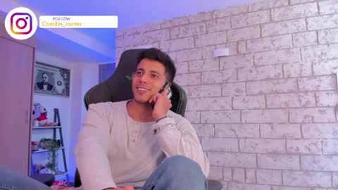 Snapshot of ashton_coleman_ chatting on April 2026 04:37:01 PM my name real is camilo online show from April 2026 04:37:01 PM