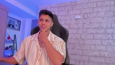 Snapshot of ashton_coleman_ chatting on June 2026 03:08:02 AM my name real is camilo online show from June 2026 03:08:02 AM