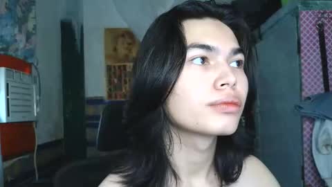 Snapshot of asian_babyboi chatting on April 2026 06:19:01 AM asian_babyboi online show from April 2026 06:19:01 AM