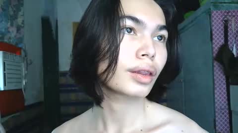 Snapshot of asian_babyboi chatting on April 2026 06:27:01 AM asian_babyboi online show from April 2026 06:27:01 AM