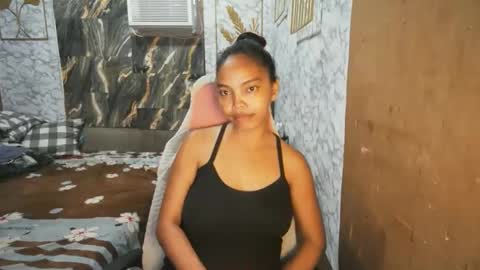 im janeth single mom online show from February 2026 12:01:01 AM