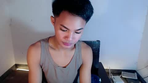 asian_lover05 online show from March 2026 03:48:01 PM