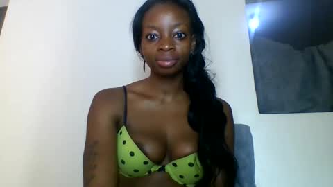 Asia online show from October 2025 03:29:02 AM