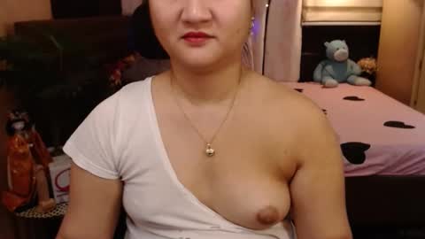 Snapshot of asian_princess15 chatting on February 2025 10:41:01 AM angela online show from February 2025 10:41:01 AM