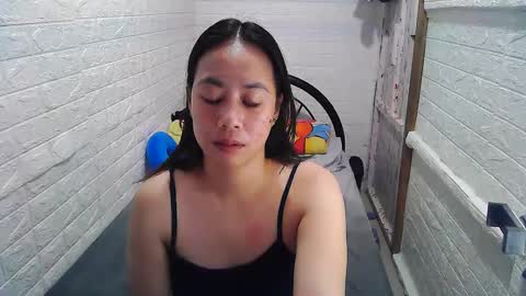 Snapshot of asian_sexydimples chatting on February 2025 12:07:01 AM Trixie online show from February 2025 12:07:01 AM