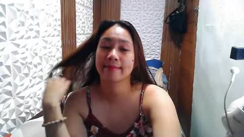 Snapshot of asian_sexydimples chatting on May 2026 02:14:01 PM Trixie online show from May 2026 02:14:01 PM