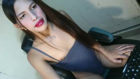 Snapshot of asian_sweetpinayxxx chatting on May 2026 02:07:01 AM asian_sweetpinayxxx online show from May 2026 02:07:01 AM