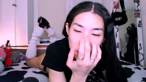 asiancvnt online show from February 2026 10:06:02 PM