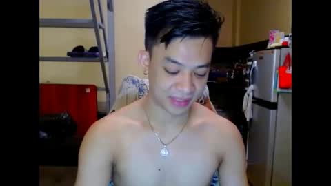 asiandreamboyx online show from November 2025 04:32:02 PM