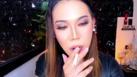 Snapshot of asiangriciacummer chatting on April 2026 05:15:01 AM asiangriciacummer online show from April 2026 05:15:01 AM