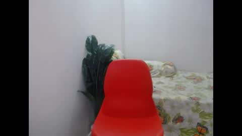 Snapshot of asianhot_babe chatting on November 2025 12:04:01 PM Melody online show from November 2025 12:04:01 PM