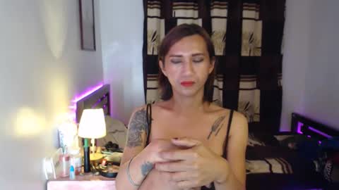 ricah coronel online show from November 2025 01:42:02 PM