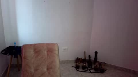 Snapshot of asiri_smith chatting on June 2026 04:42:01 PM Asiri online show from June 2026 04:42:01 PM