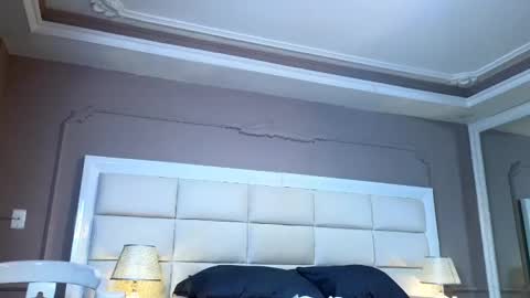 Asmodeo  -   online show from December 2024 02:54:01 AM