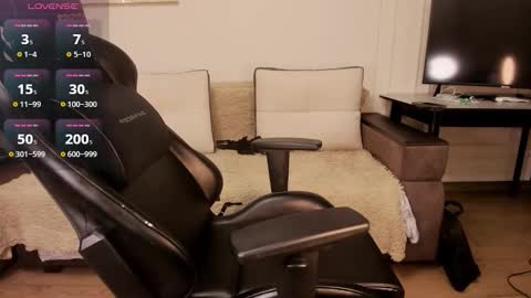 Asuna online show from February 2026 06:17:02 PM