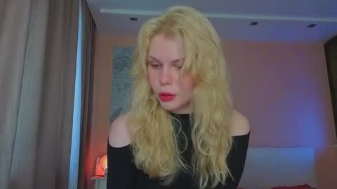Snapshot of ass_latte chatting on May 2026 07:06:01 AM Sasha online show from May 2026 07:06:01 AM