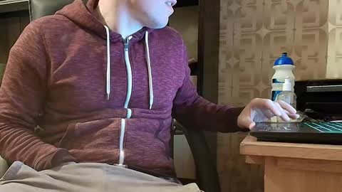 asterion51 online show from January 2026 07:11:01 PM