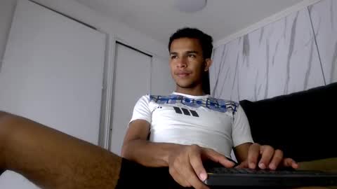 Aston  online show from September 2025 03:32:02 AM