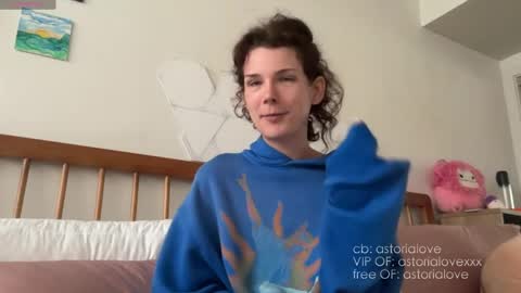 Snapshot of astorialove chatting on March 2026 04:51:02 PM AstoriaLove online show from March 2026 04:51:02 PM