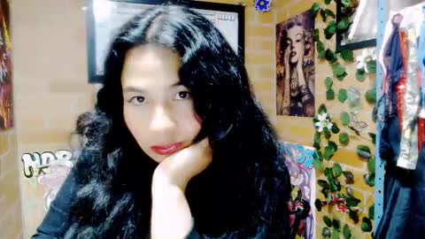 astrid_hauser66 online show from October 2025 02:20:01 AM