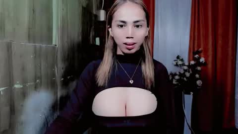 Astrid online show from October 2025 04:35:02 PM