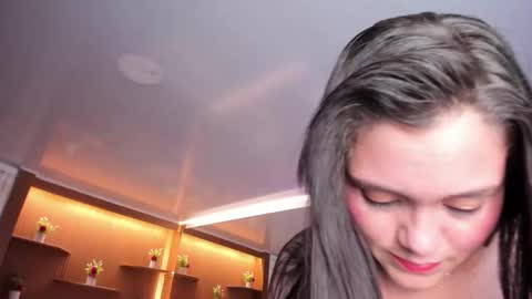 Snapshot of astrid_williams_ chatting on June 2026 06:52:02 AM Astrid online show from June 2026 06:52:02 AM