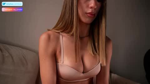 Astrid online show from April 2026 01:28:01 PM