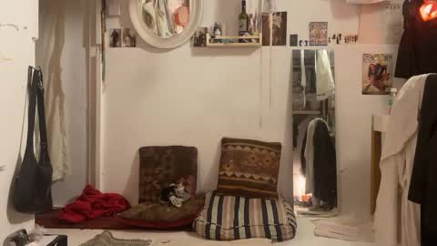 Astro Doll online show from January 2025 06:47:01 PM