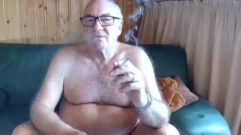 Snapshot of asusandy chatting on February 2025 11:00:02 AM asusandy online show from February 2025 11:00:02 AM
