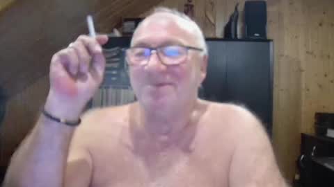 asusandy online show from November 2025 01:15:01 AM