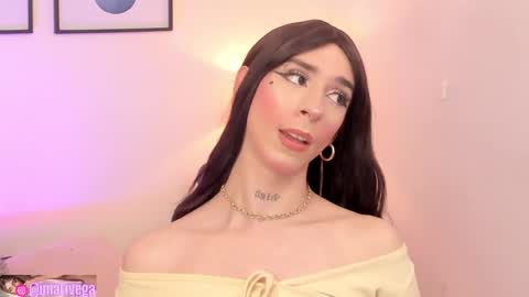 Snapshot of ataraxia_x_ chatting on November 2025 07:54:01 AM ataraxia_x_ online show from November 2025 07:54:01 AM