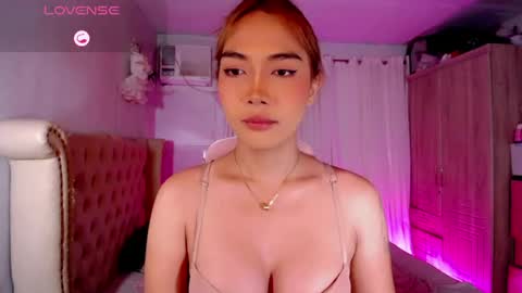 Snapshot of ate_sam chatting on July 2026 07:01:02 PM Sam online show from July 2026 07:01:02 PM
