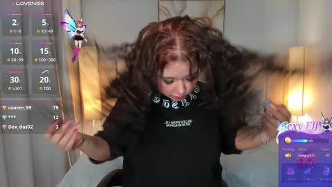 Snapshot of atena_cuteee chatting on January 2025 10:17:01 PM sofia online show from January 2025 10:17:01 PM