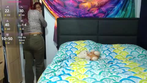 Snapshot of atena_messy chatting on October 2025 11:35:02 PM atena messy online show from October 2025 11:35:02 PM
