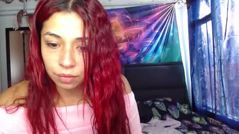Snapshot of atena_messy chatting on November 2025 12:18:01 PM atena messy online show from November 2025 12:18:01 PM