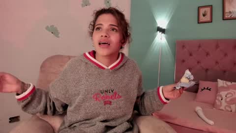 ATENA online show from January 2025 06:19:02 PM