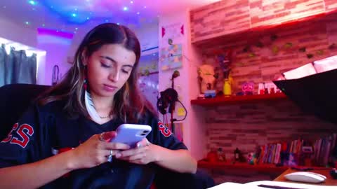 Snapshot of ateneasairce chatting on March 2025 02:37:02 PM Atenea online show from March 2025 02:37:02 PM