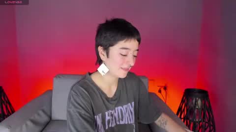 Snapshot of atheena__ chatting on June 2026 12:24:02 PM Athenea online show from June 2026 12:24:02 PM
