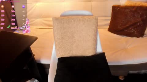 ATENEA MAKRI online show from December 2024 05:45:02 PM