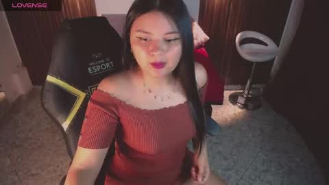 Snapshot of athena_snaw chatting on May 2026 02:29:02 AM athena_snaw online show from May 2026 02:29:02 AM