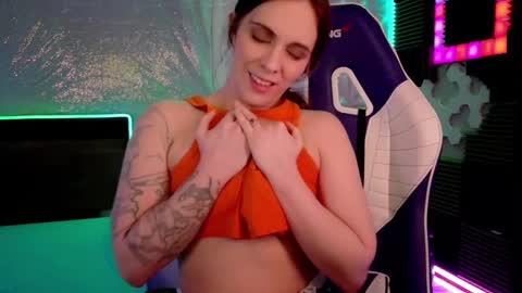 Athena Autumn online show from October 2025 09:04:02 AM