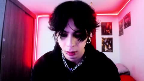 athenauwu online show from December 2024 06:46:01 AM