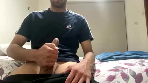 Snapshot of athleticallyhung chatting on October 2025 11:43:01 AM athleticallyhung online show from October 2025 11:43:01 AM